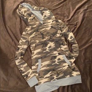 Camo sweatshirt